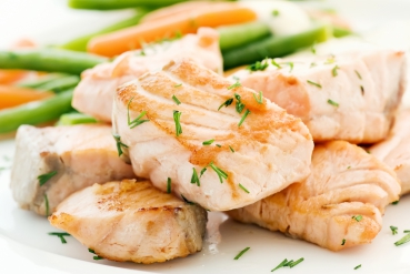 Rotbarschfilet mit Gemüsehaube