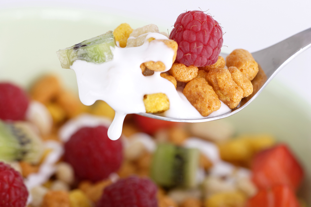 Himbeer-Kiwi-Müsli