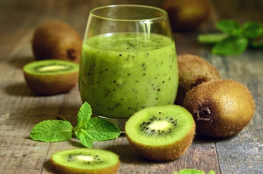 Fruchtiger Kiwi-Drink