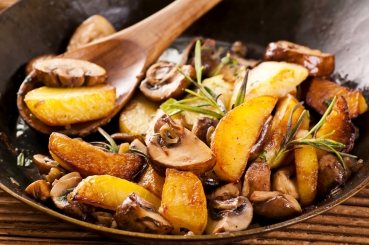 Kartoffelpfanne mit Champignons und Paprika
