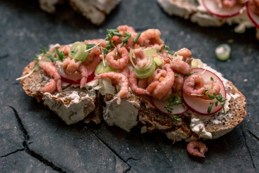 Gemüse-Krabben-Brot