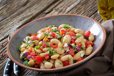 Bunt gemischter Bohnensalat