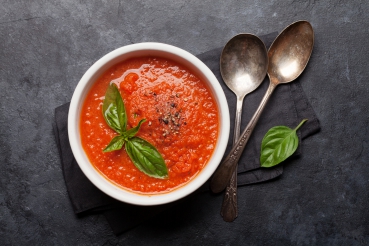Kalte Tomaten-Basilikum-Suppe