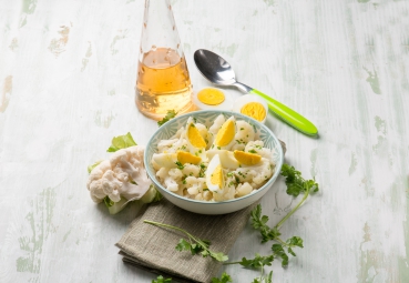 Blumenkohlsalat mit Nüssen