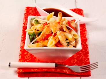 Asiatischer Hähnchen-Nudel-Salat