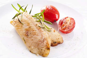 Seelachsfilet mit Balsamico-Tomaten