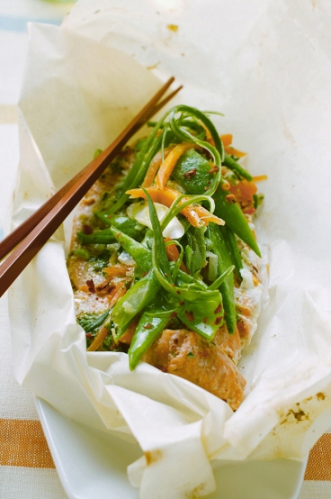 Fisch auf asiatische Art mit Gemüse