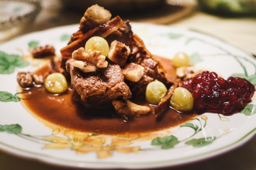 Hirschragout mit Trauben