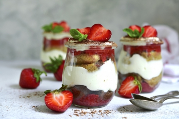 Buttermilch-Creme-Trifle