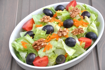 Eisbergsalat mit Trauben