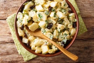 Kartoffel-Brokkoli-Salat mit Kapern-Vinaigrette