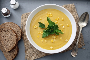Mais-Butternusskürbis-Suppe