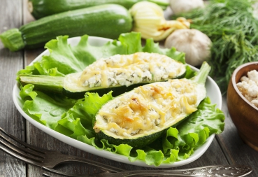 Ofengebackene Zucchini mit Parmesanfüllung