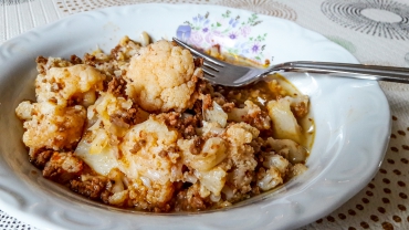 Blumenkohl mit Hackfleischsauce