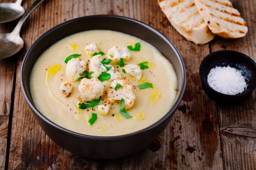 Blumenkohlsuppe mit Putenbrust