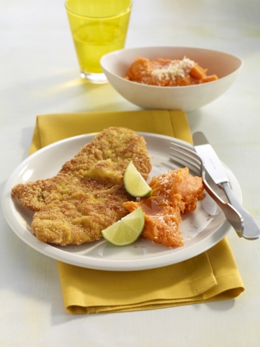 Curryschnitzel auf Süßkartoffelpüree und Kokosbutter