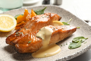 Fischfilet in Gemüse-Senf-Sauce