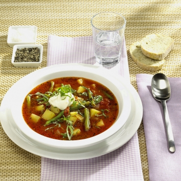 Grüne Bohnen Suppe mit Tomaten