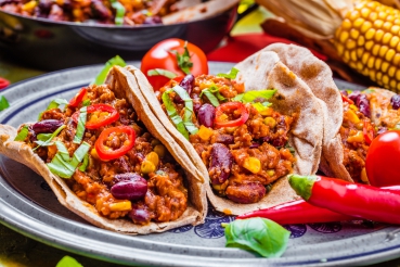 Hot Tacos mit Mais-Hack-Füllung
