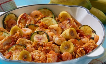 Karibischer Reistopf mit Bananen