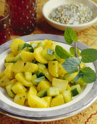 Kartoffelsalat mit Minze