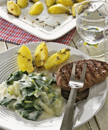 Mangold in Käsesauce mit Rinderfilet