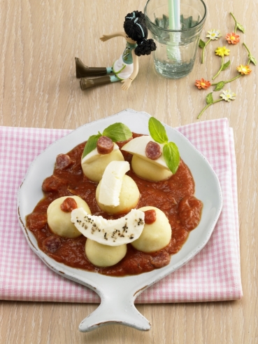 Mini Kartoffelknödel Tomaten-Mozzarella