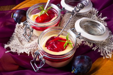 Grieß mit Fruchtgrütze