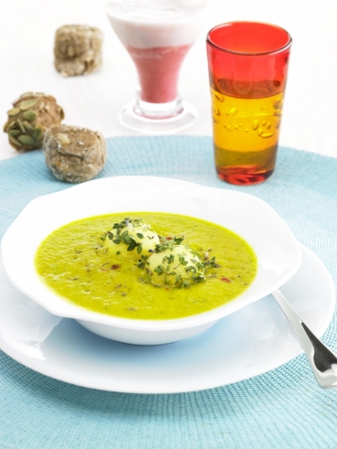 Möhren-Zucchinicremesuppe