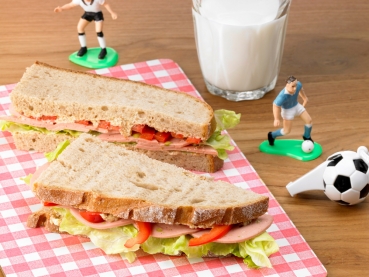 Mortadella-Paprika-Brot