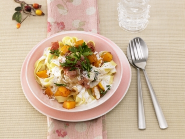 Pappardelle mit Kürbis und Schinken