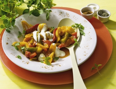 Paprika-Letscho mit Majoran