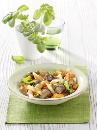 Penne mit Lamm-Möhren-Ragout