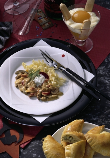 Piroggen mit Käsefüllung