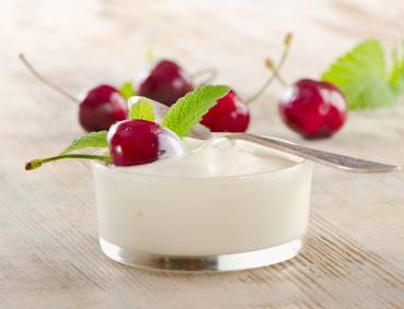 Quarkcreme mit Dessert-Kirschen