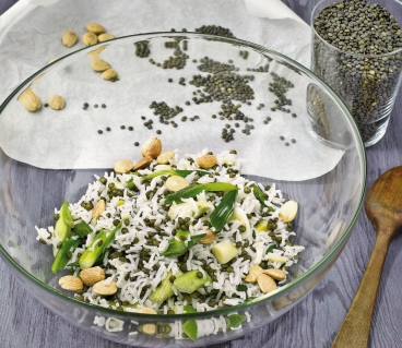 Reissalat mit Berglinsen