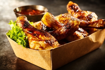 Chicken Wings mit Schnippelbohnen