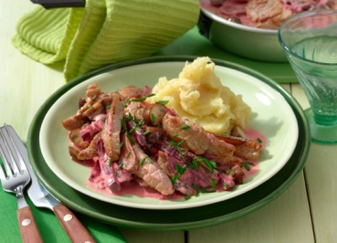 Putengeschnetzeltes mit Rote Bete