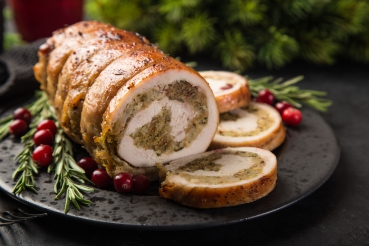 Putenrouladen mit Schinken-Maronenfüllung