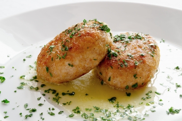 Fischküchlein mit gebratener Mango