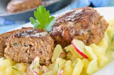 Gegrillte Seelachsfrikadellen