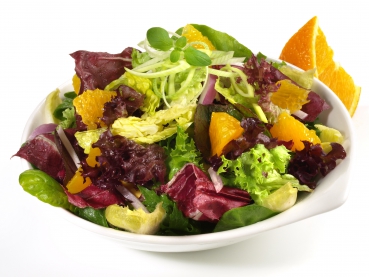 Eisbergsalat mit Orangenfilets