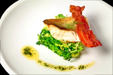 Seelachsfilet mit Senf-Kartoffelkruste auf Rahmwirsing
