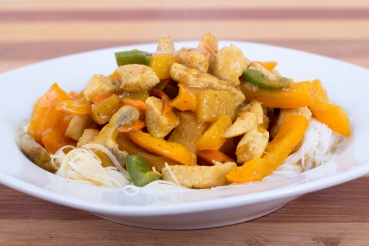 Limetten-Chili-Putenbrust an Möhren-Mango-Salat
