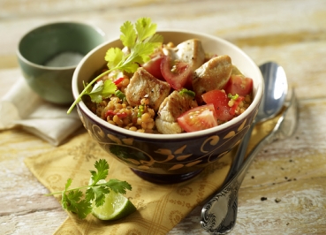 Hähnchen-Curry mit Linsen und Tomaten