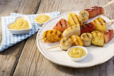 Gegrillte Frucht-Spieße