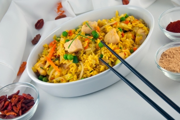 Nasi Goreng mit Putenbrust und Duftreis