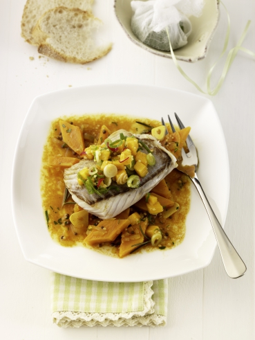 Fischfilet mit Mangokruste und Süßkartoffeln