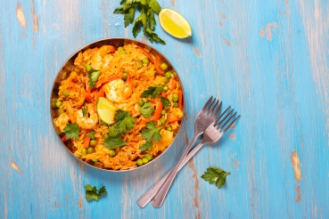 Hähnchen-Paella mit Meeresfrüchten