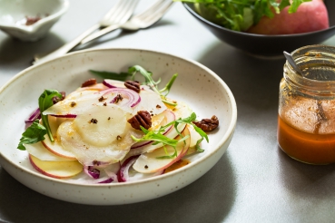 Kohlrabi-Apfel-Rohkost mit Buttermilchdressing